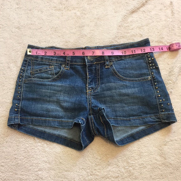 Stretch denim short-shorts, studded sides - Picture 3 of 6